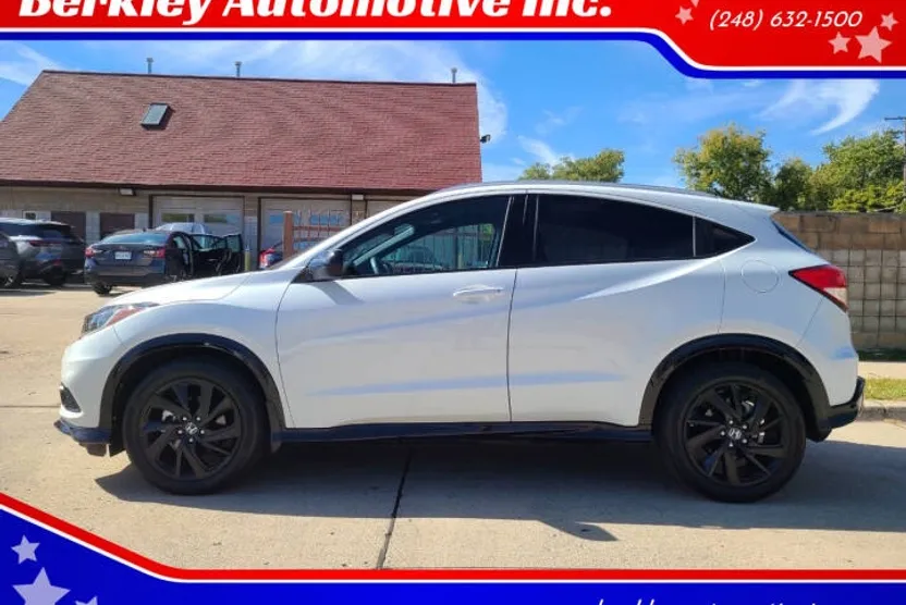 2022 Honda HR-V Sport photo 1