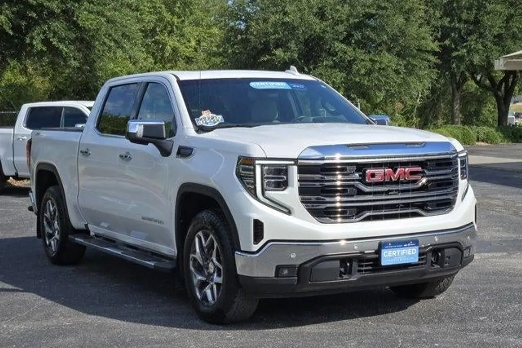 2022 Gmc Sierra 1500 SLT photo 1