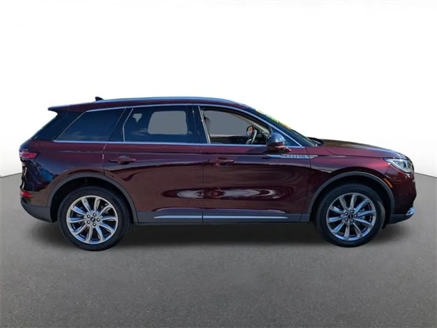 2021 Lincoln Corsair Standard photo 1