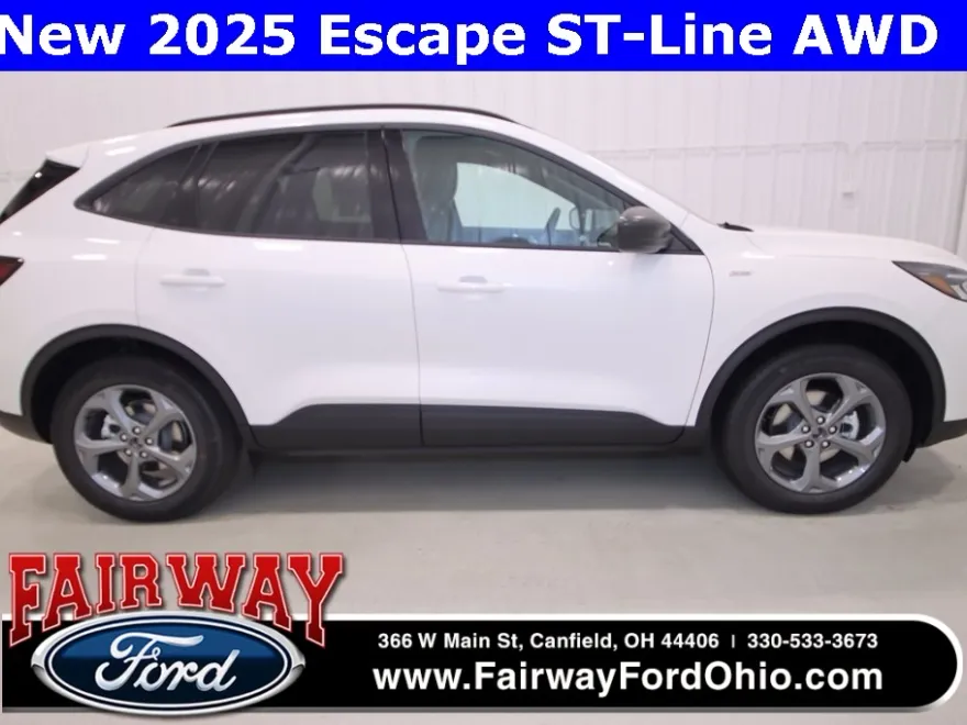 2025 Ford Escape ST-Line photo 1