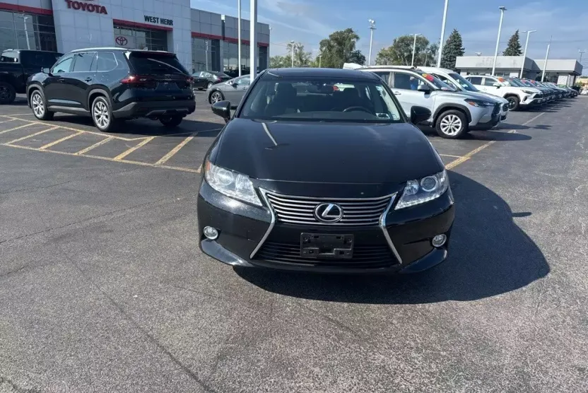 2013 Lexus ES 350 photo 1