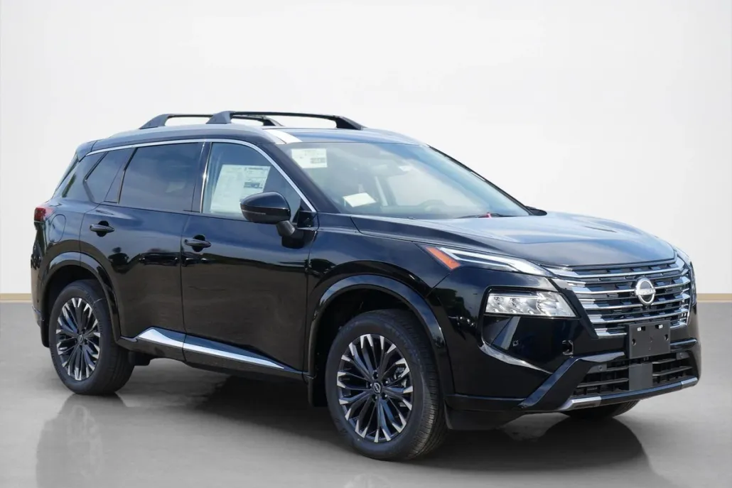2026 Nissan Rogue Platinum photo 1