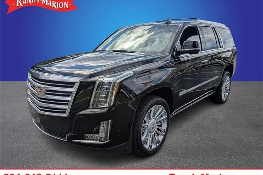2018 Cadillac Escalade Platinum photo 1