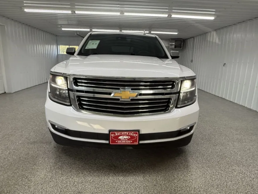 2017 Chevrolet Tahoe Premier photo 1