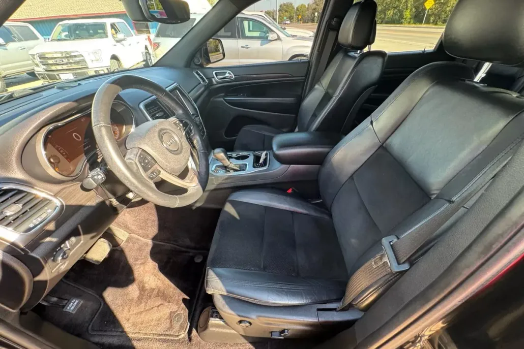 2018 Jeep Grand Cherokee Altitude Sport photo 1