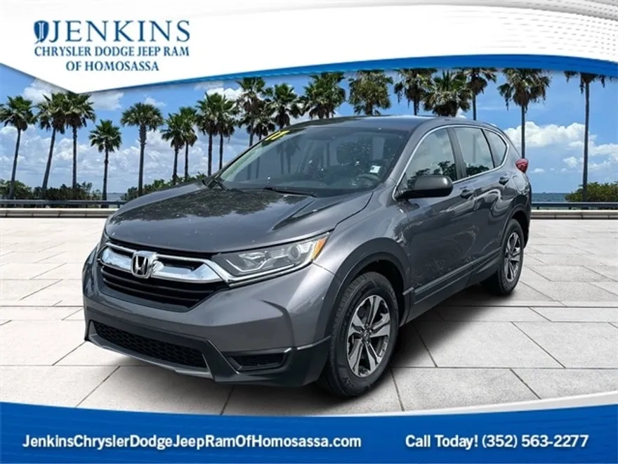 2017 Honda CR-V LX photo 1