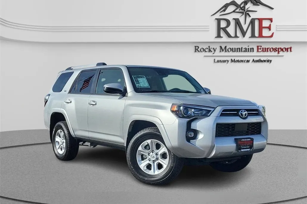 2024 Toyota 4Runner SR5 photo 1