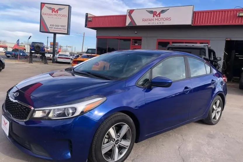 2018 Kia Forte LX photo 1
