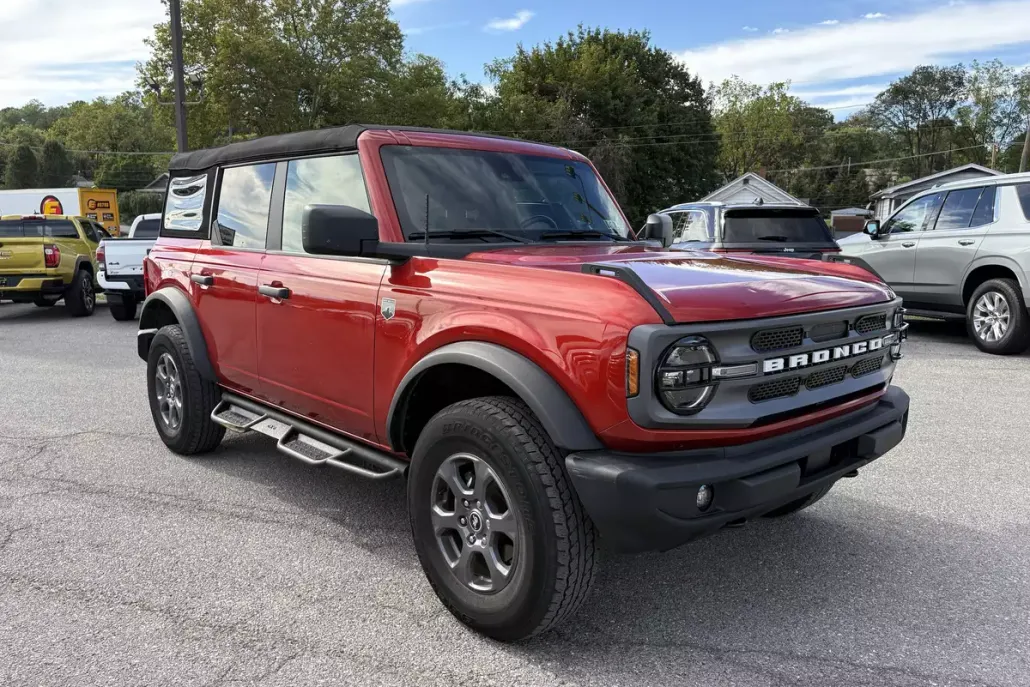 2024 Ford Bronco Big Bend photo 1