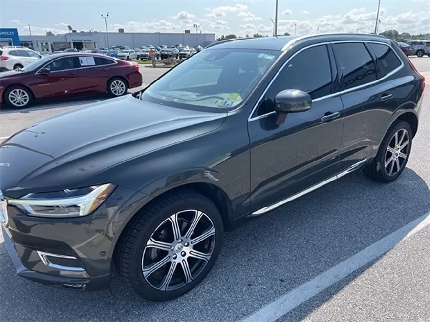 2018 Volvo XC60 T5 Inscription photo 1