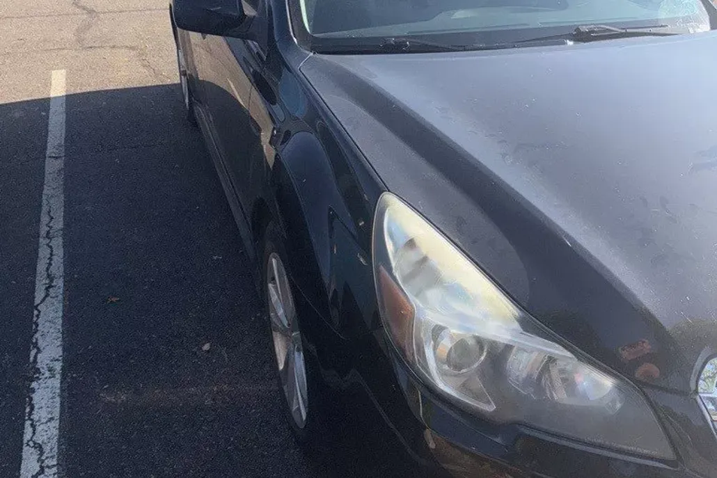 2013 Subaru Legacy 3.6R Limited photo 1
