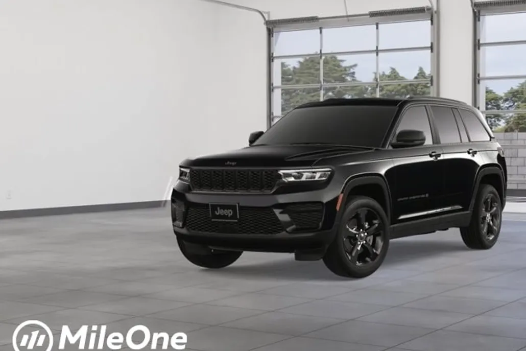 2025 Jeep Grand Cherokee Laredo photo 1