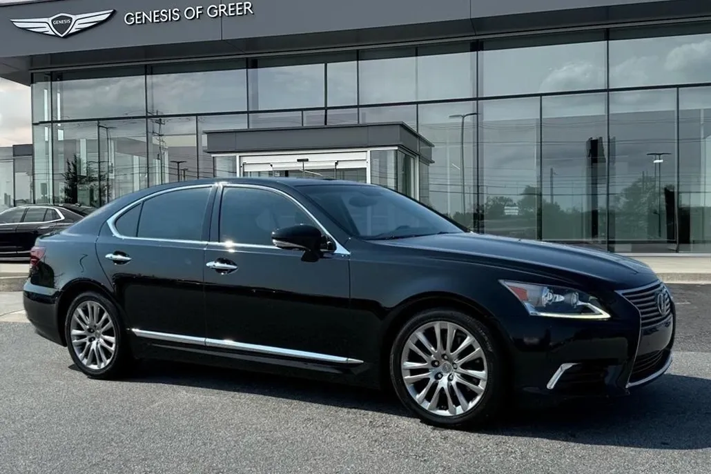 2014 Lexus LS 460 photo 1