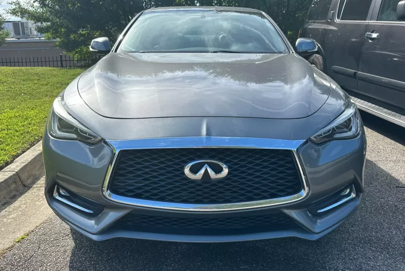 2017 Infiniti Q60 2.0t Premium photo 1