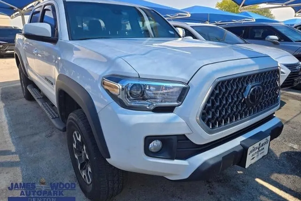 2019 Toyota Tacoma 4x4 SR photo 1