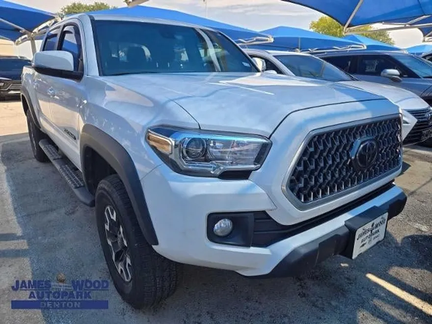 2019 Toyota Tacoma 4x4 SR photo 1