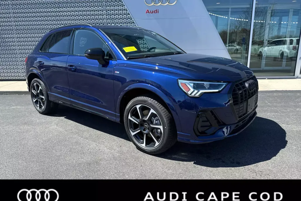 2025 Audi Q3 S line Premium Plus photo 1