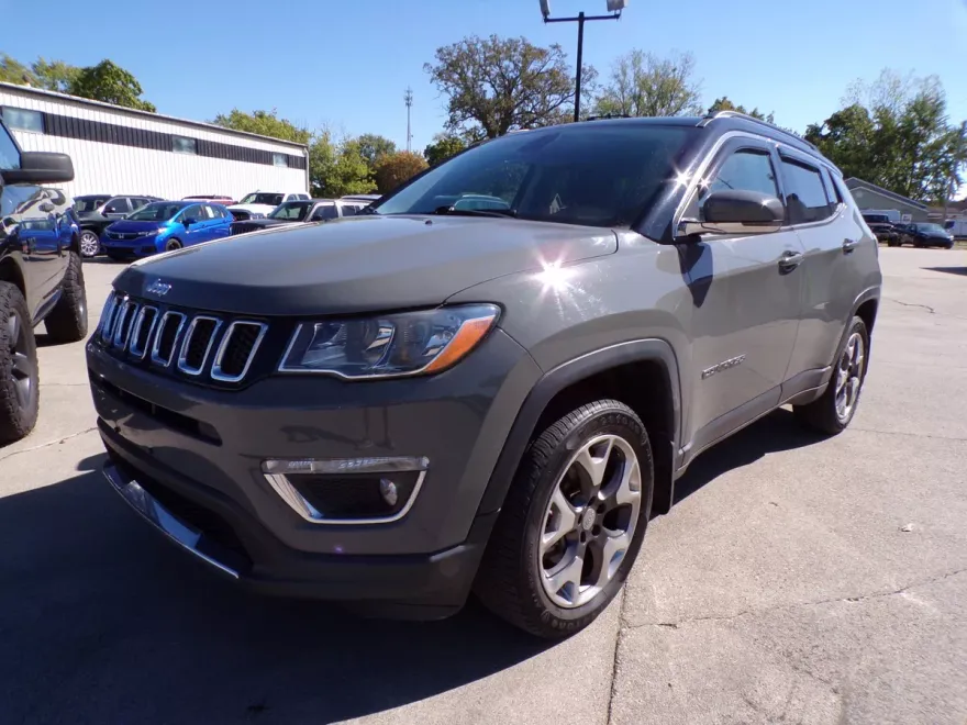 2020 Jeep Compass Limited photo 1