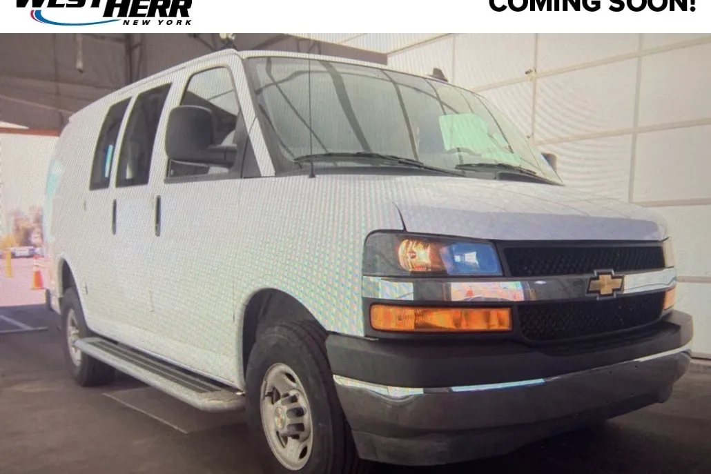 2024 Chevrolet Express 2500 Work Cargo Van photo 1