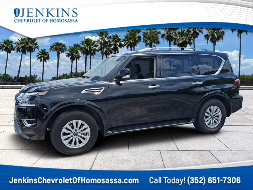 2023 Nissan Armada SV photo 1