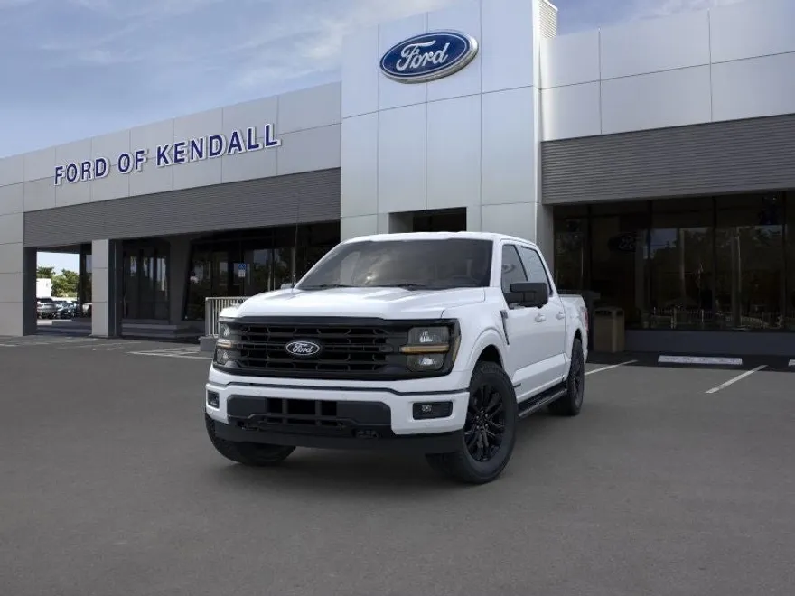 2025 Ford F-150 XLT photo 1