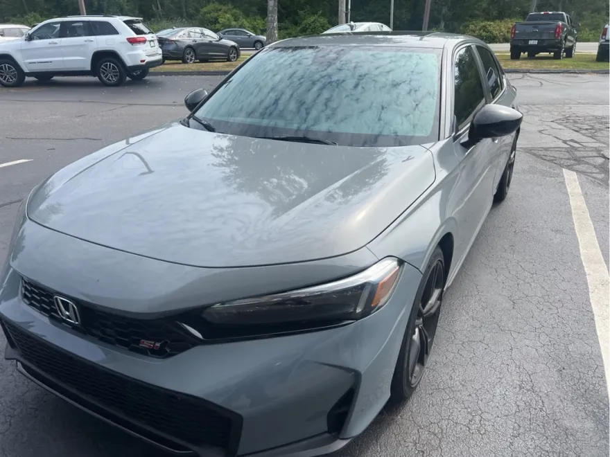 2025 Honda Civic Si photo 1