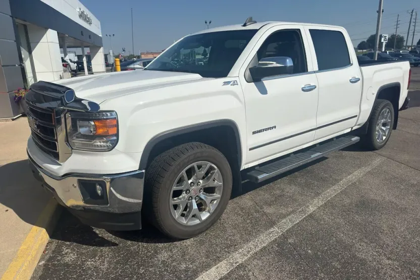 2015 Gmc Sierra 1500 SLT photo 1
