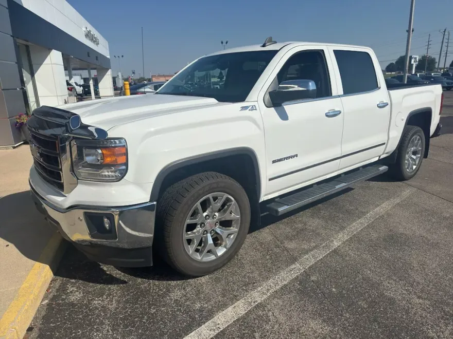 2015 Gmc Sierra 1500 SLT photo 1