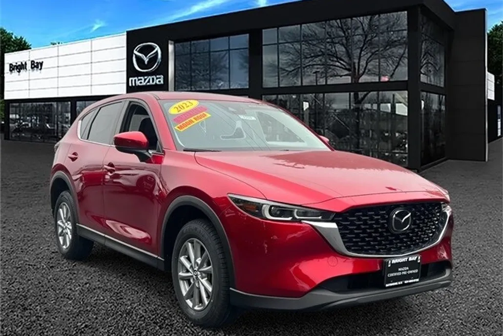 2023 Mazda CX-5 2.5 S Preferred photo 1