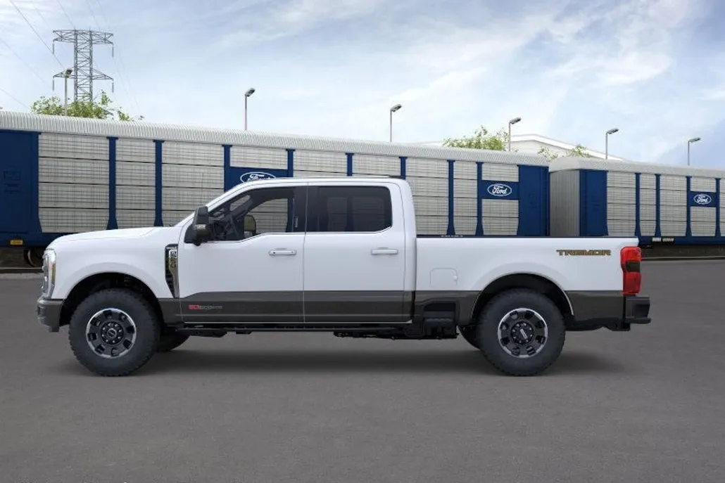 2025 Ford F-250 photo 1