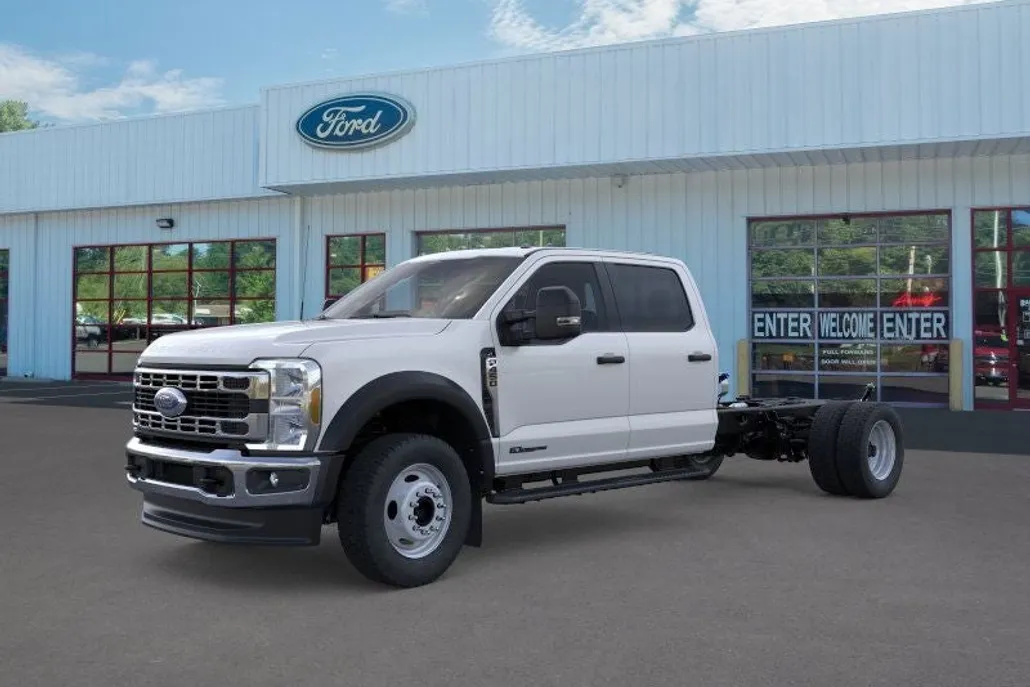 2026 Ford F-450 XL photo 1