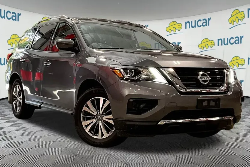 2020 Nissan Pathfinder S photo 1