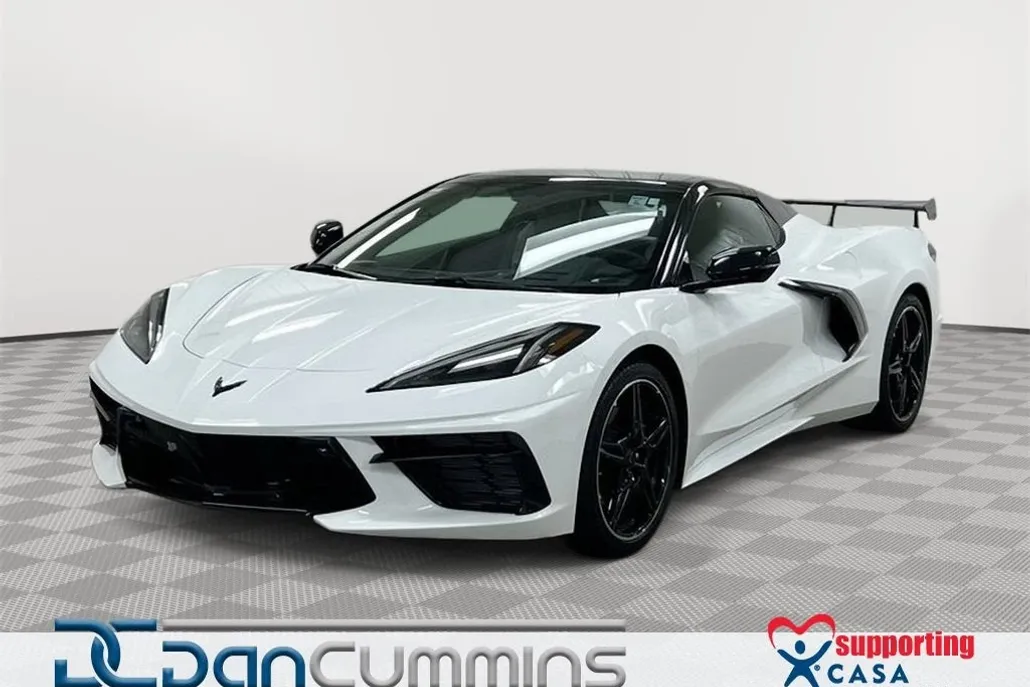 2023 Chevrolet Corvette Stingray 2LT photo 1