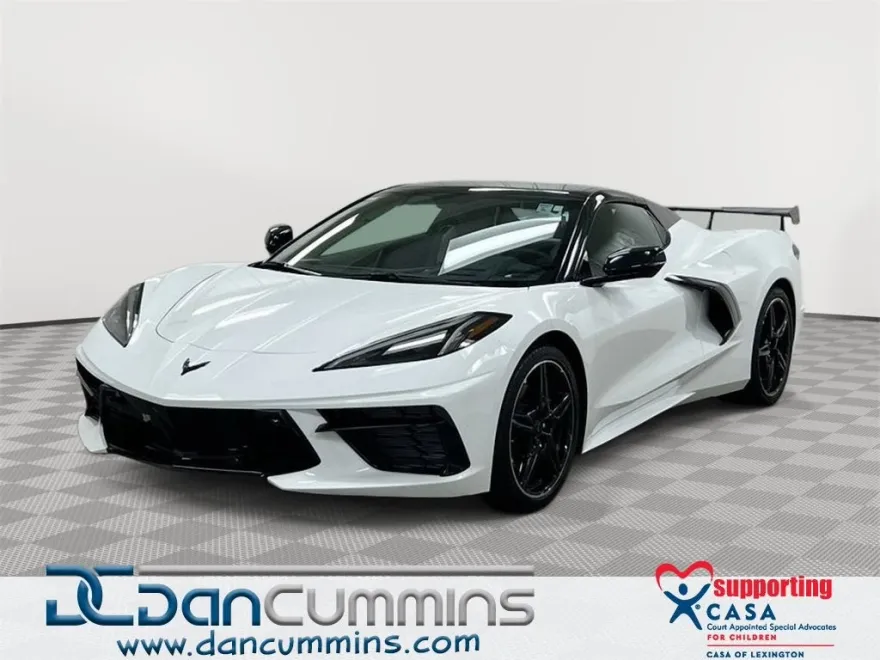 2023 Chevrolet Corvette Stingray 2LT photo 1