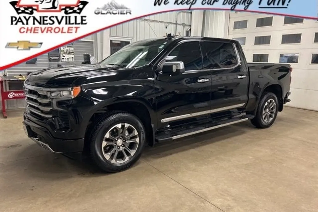 2023 Chevrolet Silverado 1500 High Country photo 1
