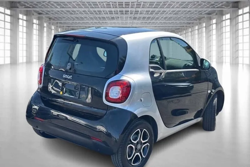 2016 Smart Fortwo photo 1