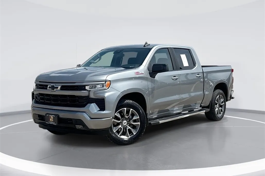 2023 Chevrolet Silverado 1500 RST photo 1