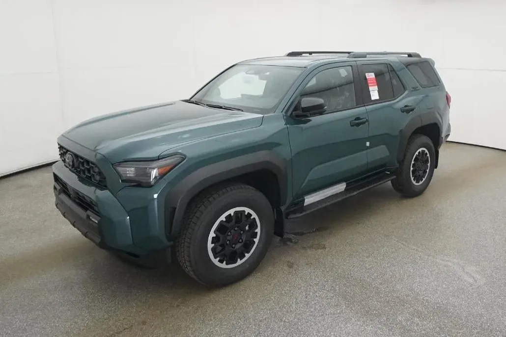 2025 Toyota 4Runner TRD Off-Road Premium photo 1