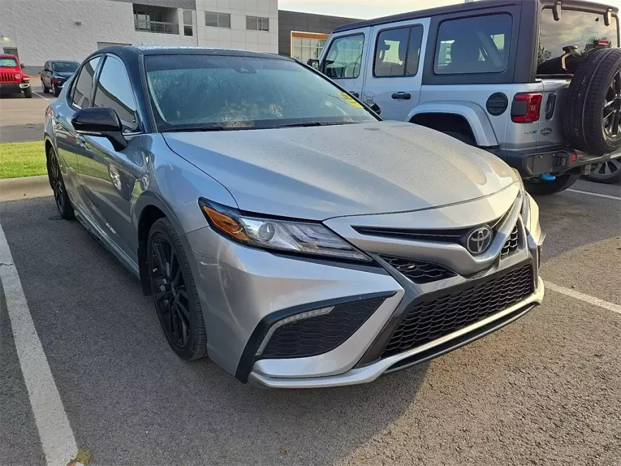 2023 Toyota Camry XSE photo 1