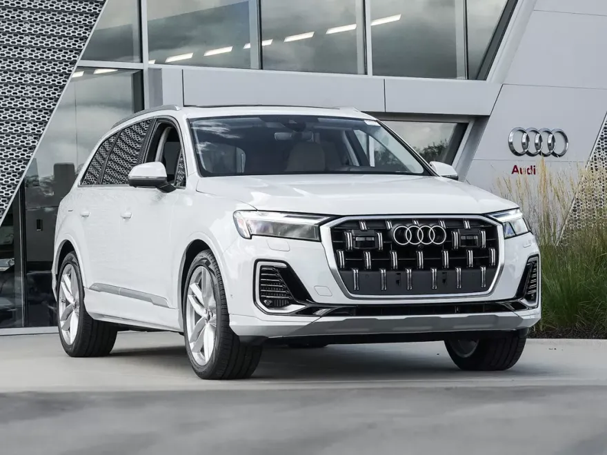2025 Audi Q7 Premium Plus photo 1