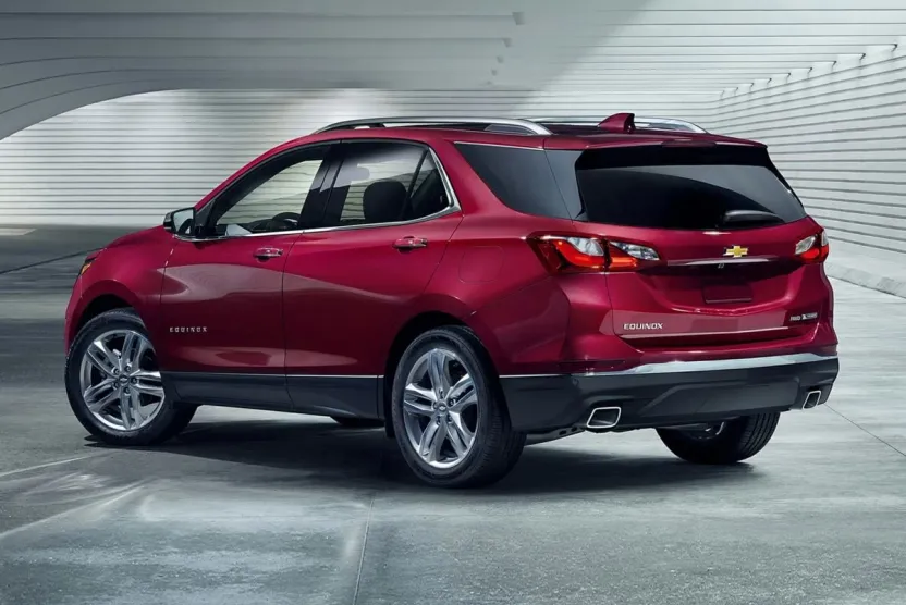 2020 Chevrolet Equinox LT photo 1