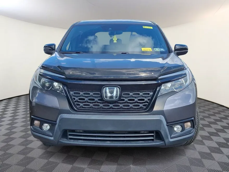 2021 Honda Passport Sport photo 1