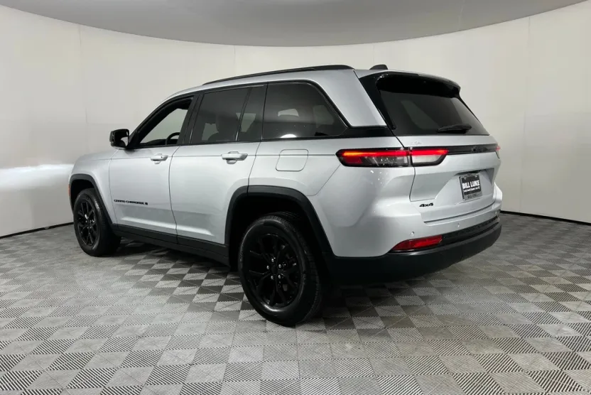 2024 Jeep Grand Cherokee Altitude X photo 1