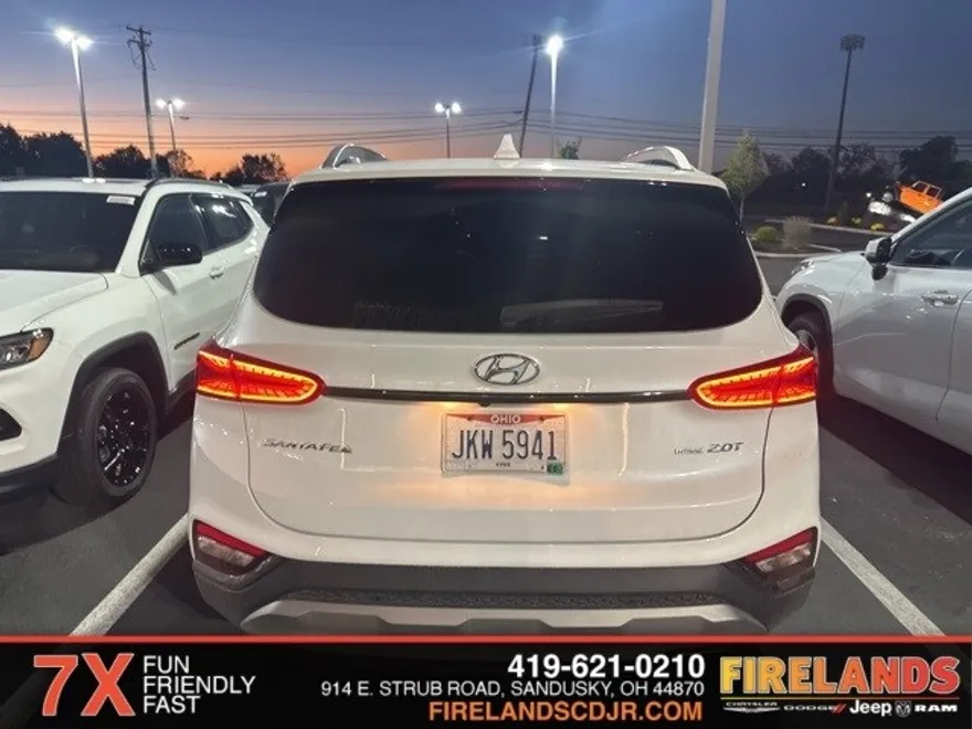 2020 Hyundai Santa Fe Limited 2.0T photo 1