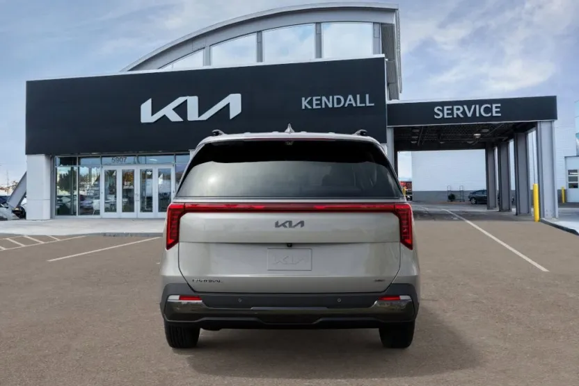 2025 Kia Carnival SX Prestige photo 1