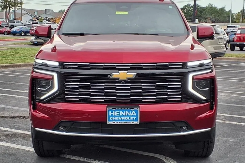 2025 Chevrolet Tahoe High Country photo 1