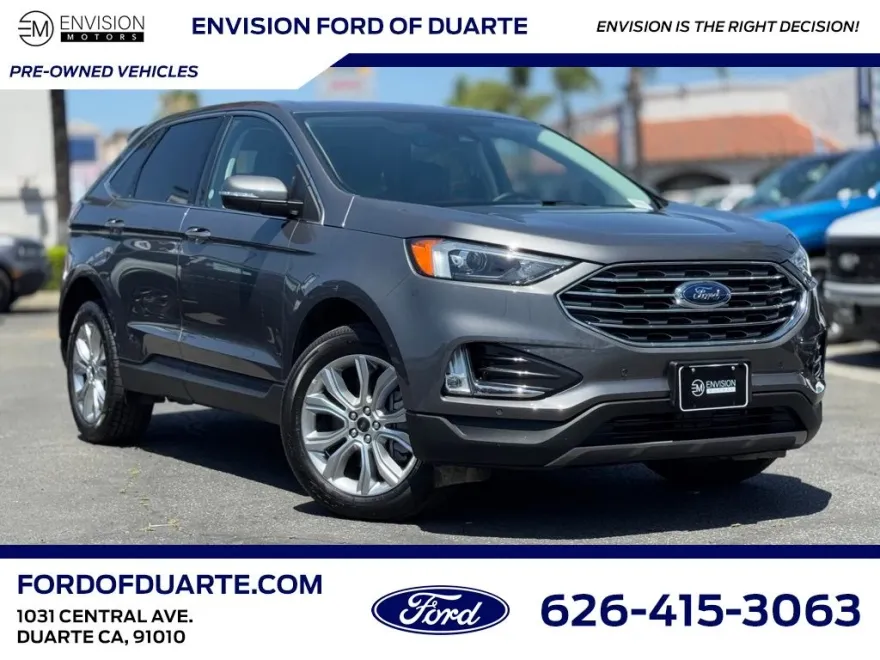 2023 Ford Edge Titanium photo 1