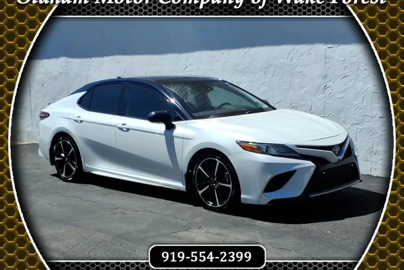 2019 Toyota Camry XSE V6 photo 1