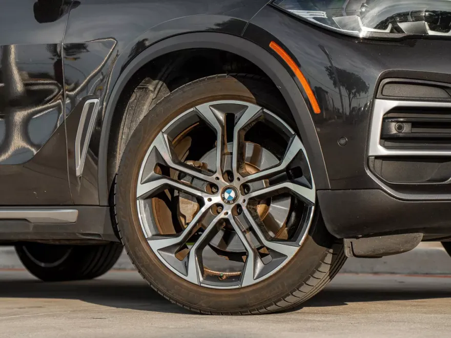2023 Bmw X5 xDrive40i photo 1