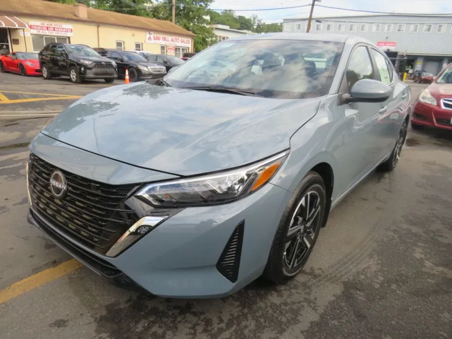 2025 Nissan Sentra SV photo 1